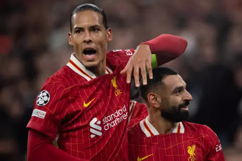 فان دايك: أخبرت صلاح برغبتي ببقائه.. وأتمنى له التوفيق في كأس أمم أفريقيا